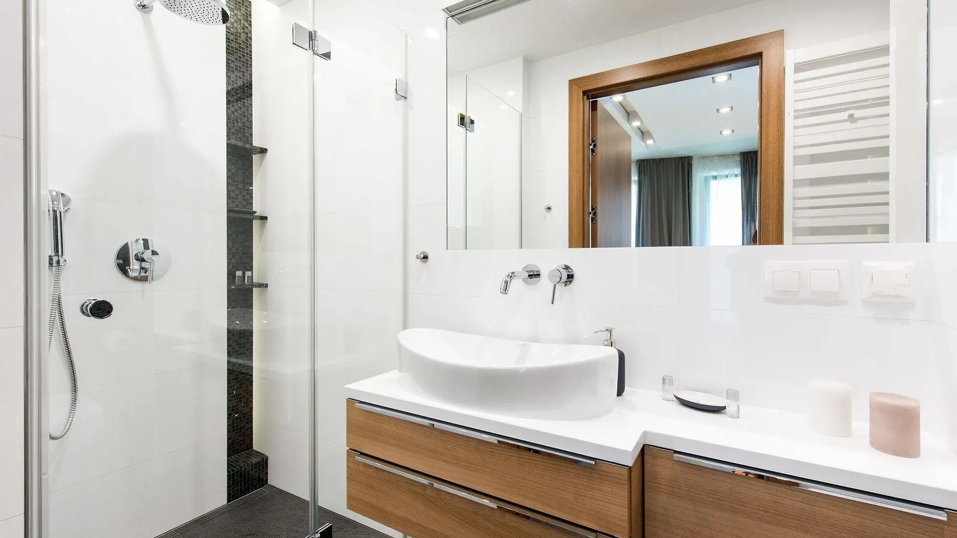 Modern Apartment By Wawel Castle